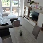 Apartment Jere With Private Parking